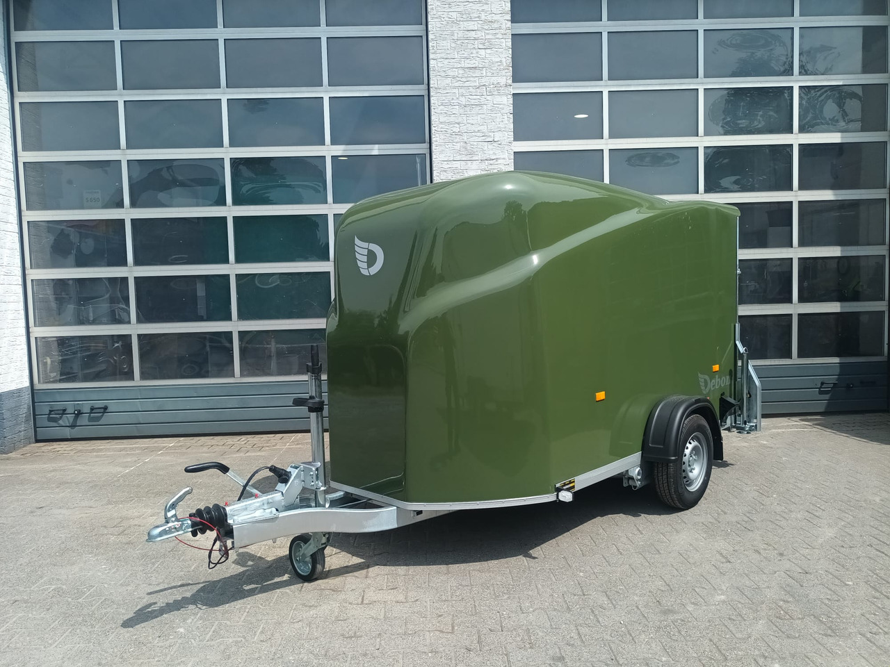 Debon Cargo 1300 300x152x168cm natur green Seitentür Pullman 1300kg 100km/H Juli Aktion 2025 - Remolque de coche: foto 4 Debon Cargo 1300 300x152x168cm natur green Seitentür Pullman 1300kg 100km/H Juli Aktion 2025 - Remolque de coche: foto 4