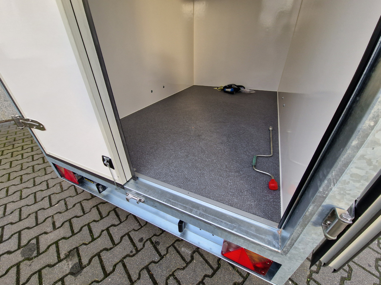 Remolque frigorífico Kargo CoolBoxx FK1326H 251x150x178cm Lebensmittel 230V Govi Kühlung Stützen 1300kg 100km/H: foto 8