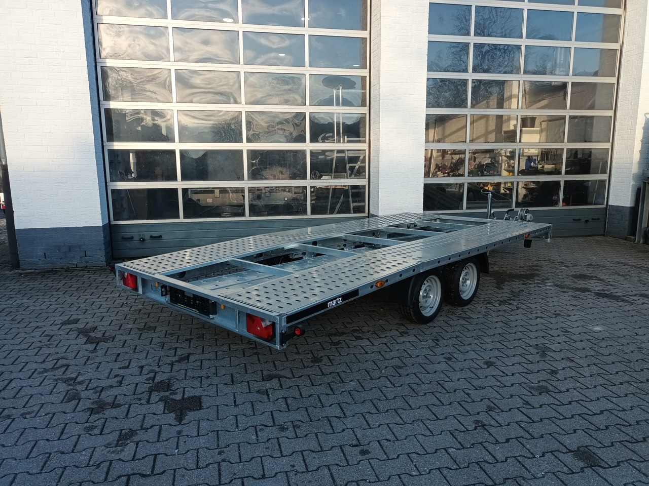 Remolque portavehículos Martz GT UNIDECK PLUS 450/2 S 2,7T Lohr Stahl Fahrschienen Winde 13" 2700kg: foto 7