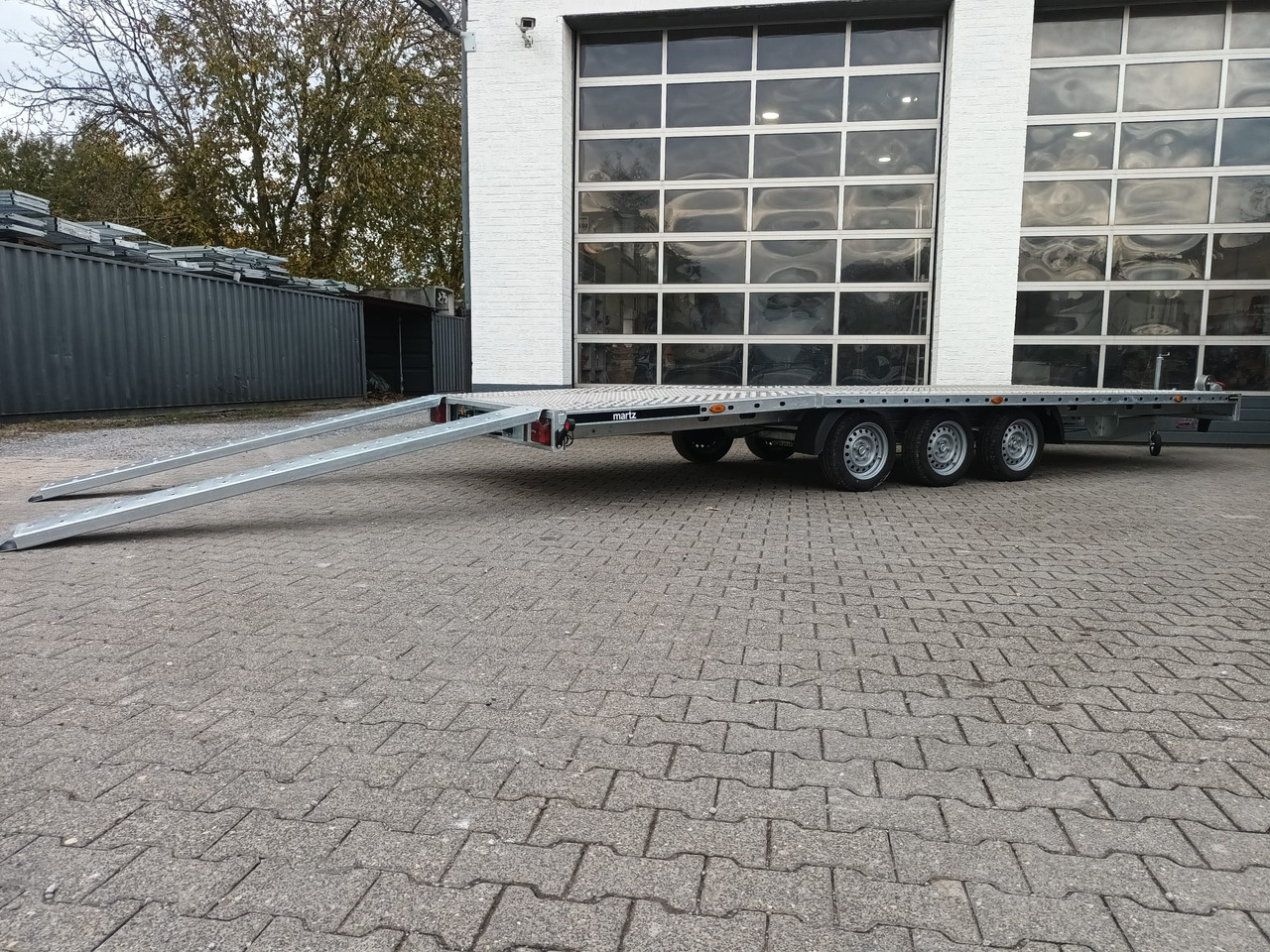Martz GT UNIDECK PLUS 600/3 S 615x205cm Lohr Stahl & Aluboden Tridem 13" 3500kg - Remolque plataforma/ Caja abierta: foto 5 Martz GT UNIDECK PLUS 600/3 S 615x205cm Lohr Stahl & Aluboden Tridem 13" 3500kg - Remolque plataforma/ Caja abierta: foto 5