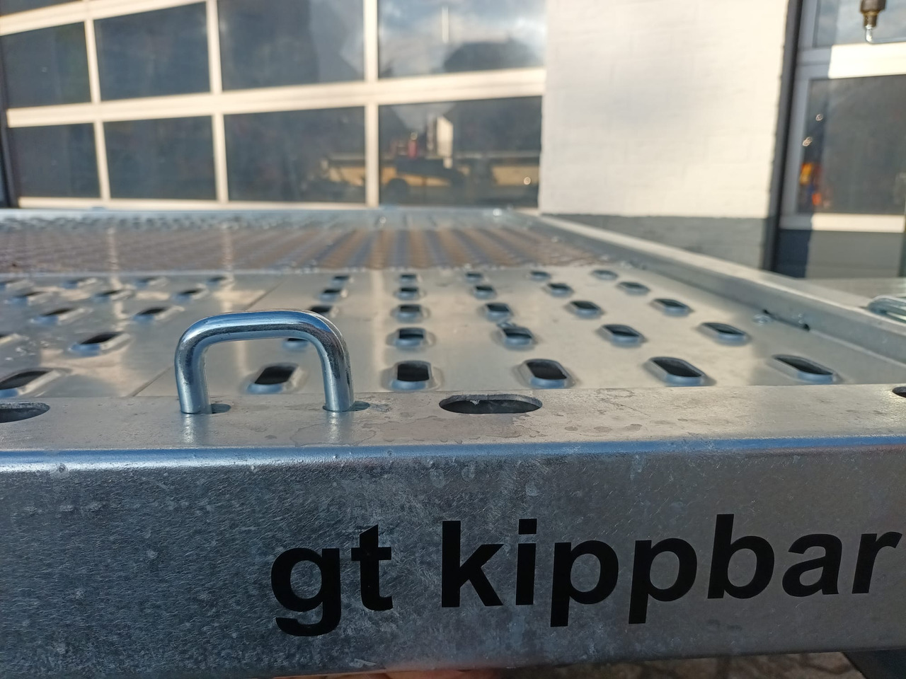 Martz GT kipp 450/2 S 450x215cm easyload ankippbar Lohr Stahl & Aluboden Seilwinde 10" 3000kg - Remolque porta maquinaria: foto 2 Martz GT kipp 450/2 S 450x215cm easyload ankippbar Lohr Stahl & Aluboden Seilwinde 10" 3000kg - Remolque porta maquinaria: foto 2