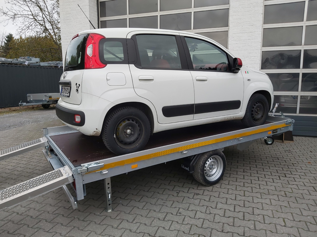 Multi Transporter 356x200x10cm Alurampen Seilwinde Stützen Lfh: 63cm 13" (L) 1800kg - Remolque de coche: foto 4 Multi Transporter 356x200x10cm Alurampen Seilwinde Stützen Lfh: 63cm 13" (L) 1800kg - Remolque de coche: foto 4