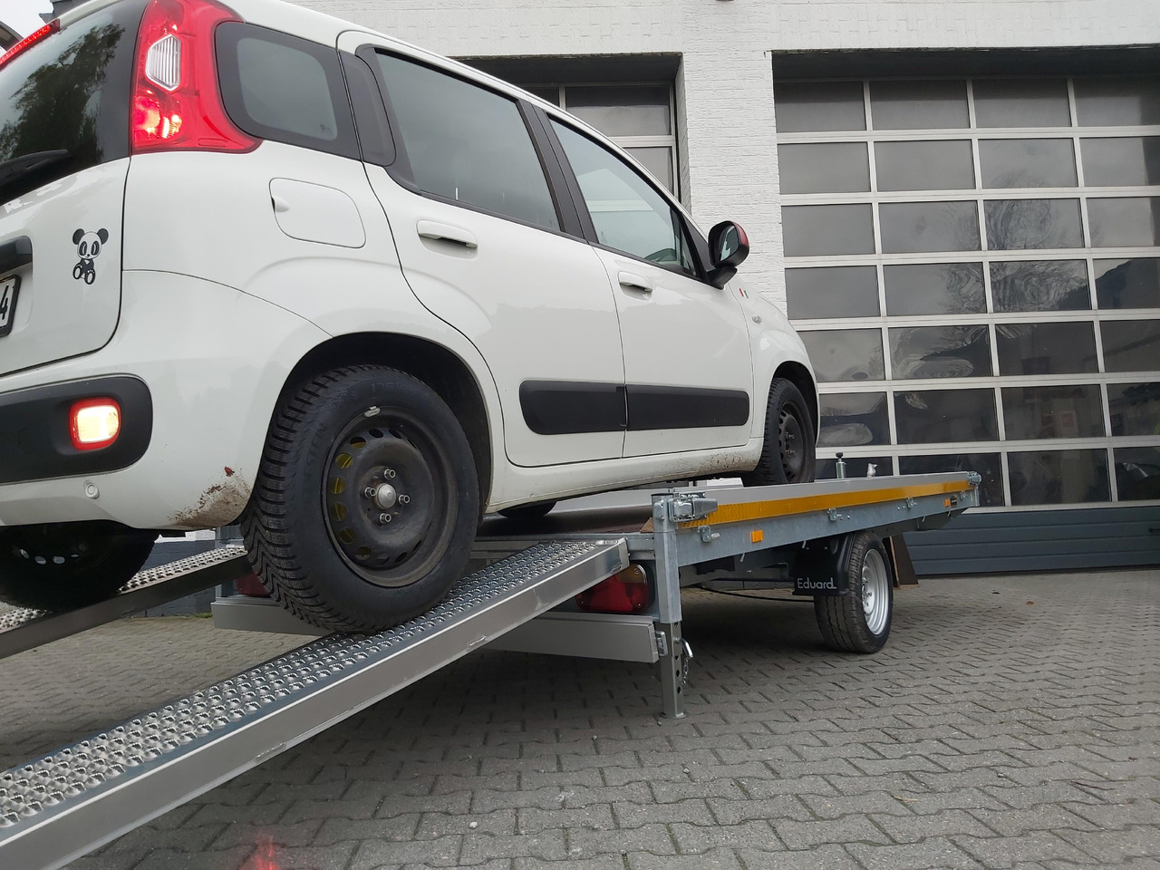 Multi Transporter 356x200x10cm Alurampen Seilwinde Stützen Lfh: 63cm 13" (L) 1800kg - Remolque de coche: foto 3 Multi Transporter 356x200x10cm Alurampen Seilwinde Stützen Lfh: 63cm 13" (L) 1800kg - Remolque de coche: foto 3