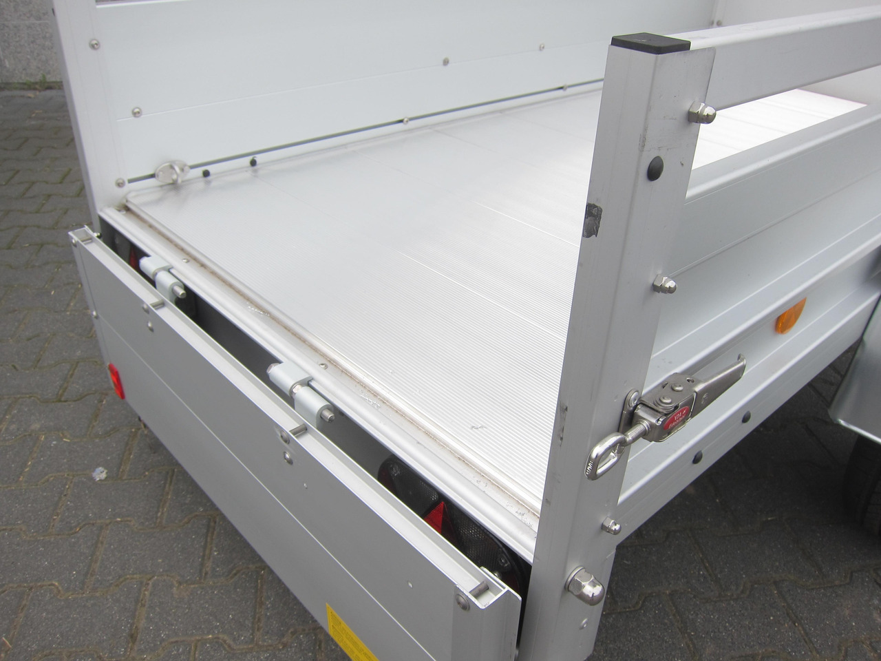 PKW Anhänger Koch Aluline+ U2 205x105x40cm ALUBODEN (XS) 750kg 100 km/H - Remolque de coche: foto 5 PKW Anhänger Koch Aluline+ U2 205x105x40cm ALUBODEN (XS) 750kg 100 km/H - Remolque de coche: foto 5