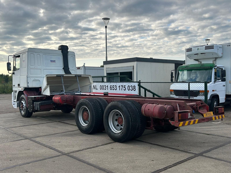 DAF 95.400 - Camión chasis: foto 3 DAF 95.400 - Camión chasis: foto 3