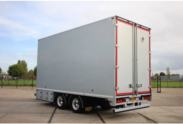 DRACO Middenas aanhangwagen bloemen / planten verkoopwagen - Remolque caja cerrada: foto 1 DRACO Middenas aanhangwagen bloemen / planten verkoopwagen - Remolque caja cerrada: foto 1