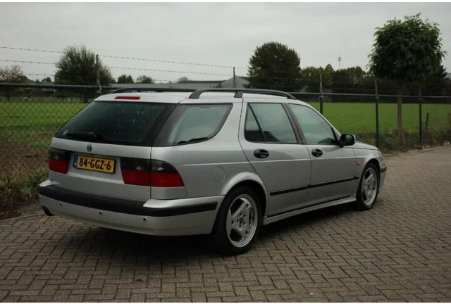 Saab 9-5 Estate 2.3 TURBO S Aero - Coche: foto 5 Saab 9-5 Estate 2.3 TURBO S Aero - Coche: foto 5