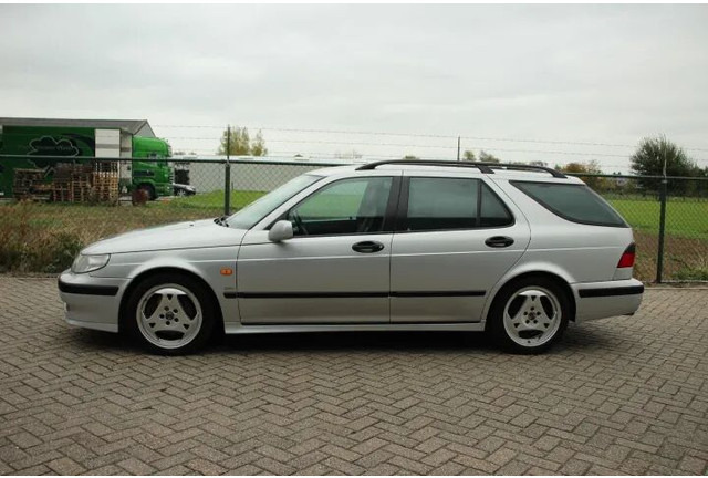 Saab 9-5 Estate 2.3 TURBO S Aero - Coche: foto 2 Saab 9-5 Estate 2.3 TURBO S Aero - Coche: foto 2