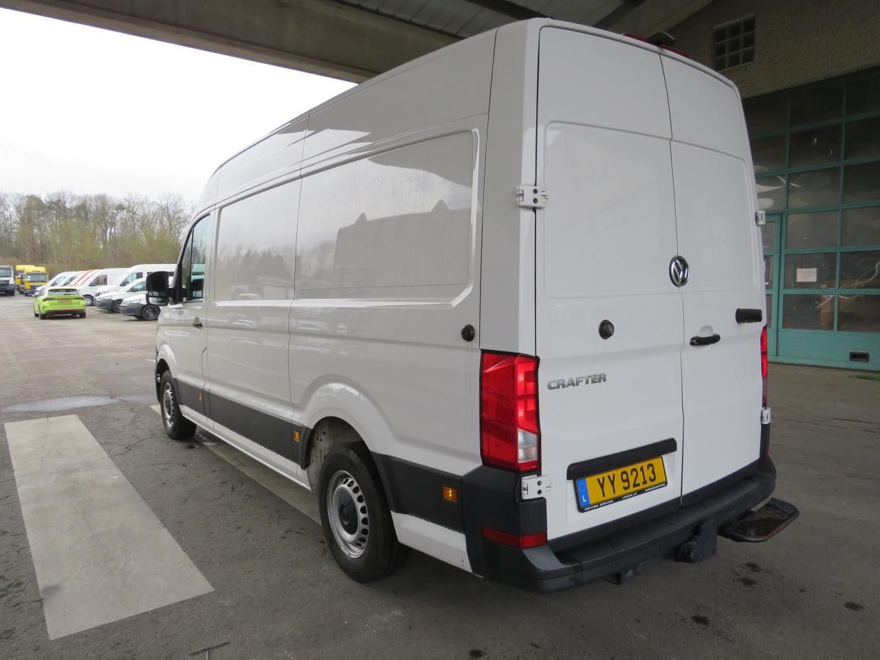 Volkswagen Crafter 35 L3H3 Kasten Euro6 Klima ZV - Furgón: foto 4 Volkswagen Crafter 35 L3H3 Kasten Euro6 Klima ZV - Furgón: foto 4