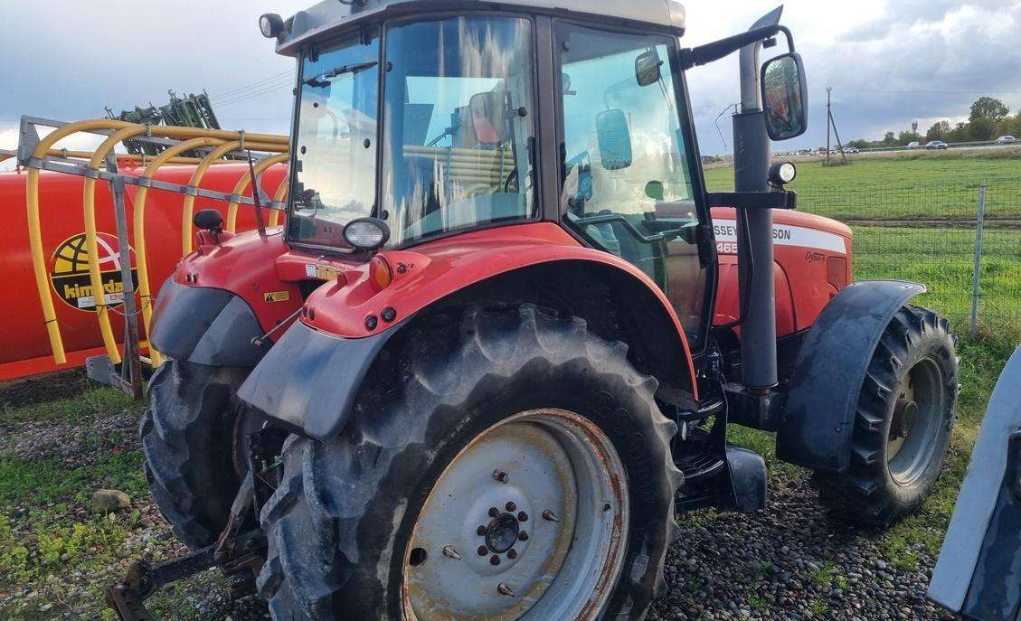 Massey Ferguson 6465 Dyna 6 - Tractor: foto 5 Massey Ferguson 6465 Dyna 6 - Tractor: foto 5