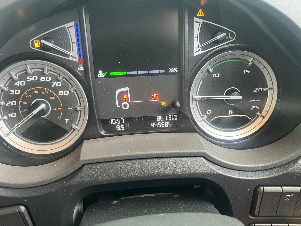 DAF CF 460 - Cabeza tractora: foto 3 DAF CF 460 - Cabeza tractora: foto 3