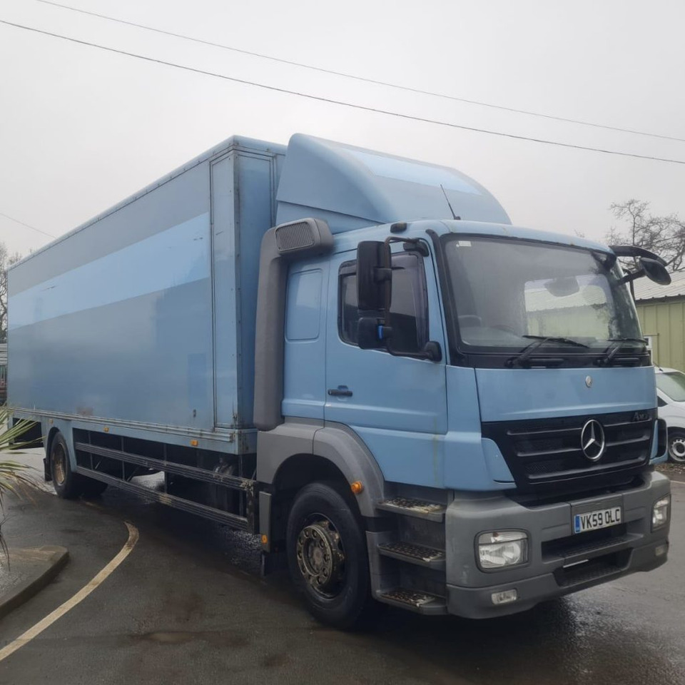 Mercedes 1824 - Furgoneta caja cerrada: foto 1 Mercedes 1824 - Furgoneta caja cerrada: foto 1