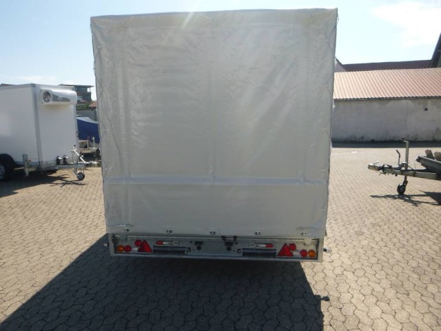 Brian James Cargo Connect Universalanhänger mit Hochplane 476-5522-35-3-10, 5500 x 2290 x 300 mm, 3,5 to., 10 Zoll - Remolque de coche: foto 4 Brian James Cargo Connect Universalanhänger mit Hochplane 476-5522-35-3-10, 5500 x 2290 x 300 mm, 3,5 to., 10 Zoll - Remolque de coche: foto 4