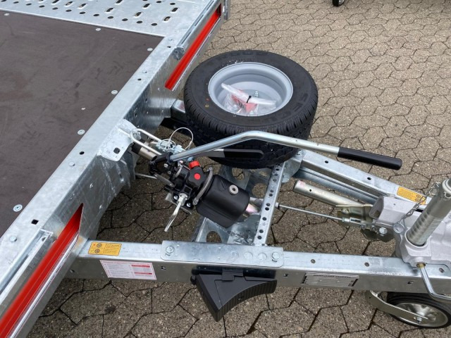 Brian James T Transporter, 231-6023-35-3-12, 6000 x 2380 mm, 3,5 to. kippbar mit Auffahrrampe - Remolque portavehículos: foto 3 Brian James T Transporter, 231-6023-35-3-12, 6000 x 2380 mm, 3,5 to. kippbar mit Auffahrrampe - Remolque portavehículos: foto 3