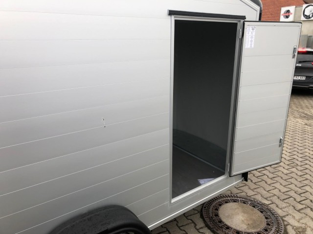 Cheval Liberte Debon Roadster 700 Alu + Türe 2600 kg, 100 km/h, 375x180x202cm - Remolque caja cerrada: foto 5 Cheval Liberte Debon Roadster 700 Alu + Türe 2600 kg, 100 km/h, 375x180x202cm - Remolque caja cerrada: foto 5