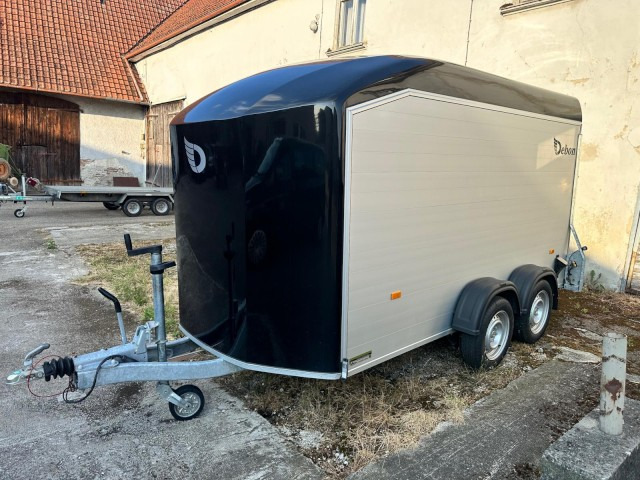 Cheval Liberte Debon Roadster 700 Alu + Türe 2600 kg, 100 km/h, 375x180x202cm - Remolque caja cerrada: foto 1 Cheval Liberte Debon Roadster 700 Alu + Türe 2600 kg, 100 km/h, 375x180x202cm - Remolque caja cerrada: foto 1