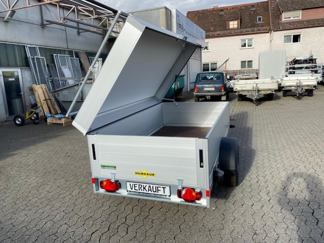 Humbaur HA 132513-5 mit Holz-Alu Deckel mit Reling 1300 kg, 2510 x 1310 x 500mm, 100 km/h - Remolque de coche: foto 1 Humbaur HA 132513-5 mit Holz-Alu Deckel mit Reling 1300 kg, 2510 x 1310 x 500mm, 100 km/h - Remolque de coche: foto 1