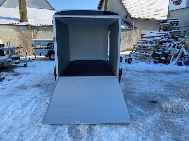 Humbaur Poly-Alu Koffer HKPA 263217, 2,6 to. 100 km/h, 3280 x 1770 x 1800 mm - Remolque caja cerrada: foto 1 Humbaur Poly-Alu Koffer HKPA 263217, 2,6 to. 100 km/h, 3280 x 1770 x 1800 mm - Remolque caja cerrada: foto 1