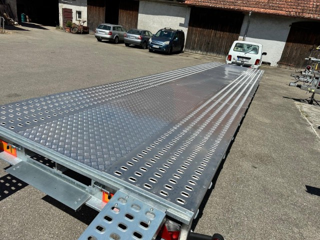 Niewiadow BR3 14A 35A35V, 9000 x 2100 mm, 3,5 to. - Remolque portavehículos: foto 1 Niewiadow BR3 14A 35A35V, 9000 x 2100 mm, 3,5 to. - Remolque portavehículos: foto 1