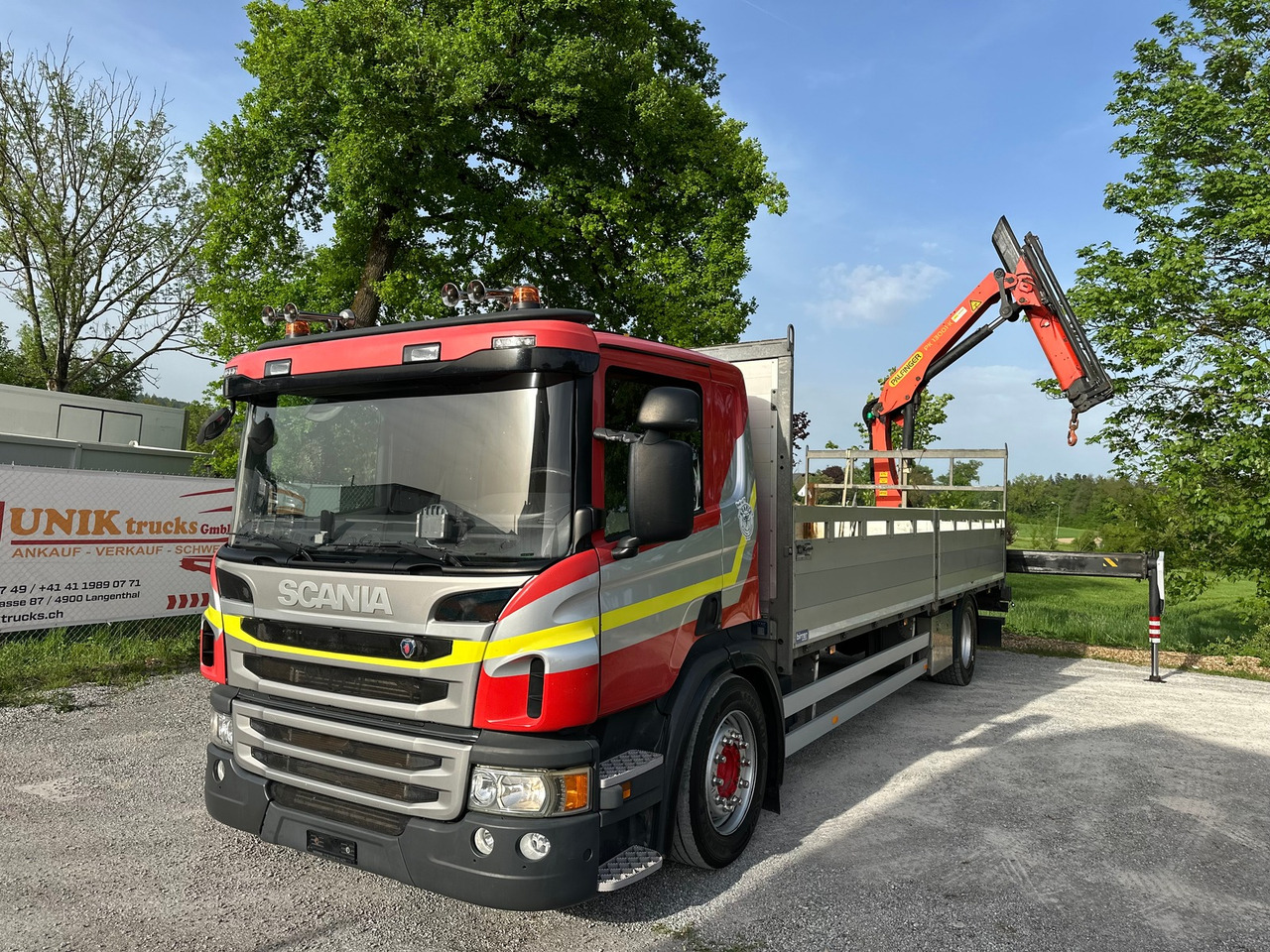 SCANIA P410 Euro6 4x2 Palfinger 13001 - Camión caja abierta, Camión grúa: foto 1 SCANIA P410 Euro6 4x2 Palfinger 13001 - Camión caja abierta, Camión grúa: foto 1