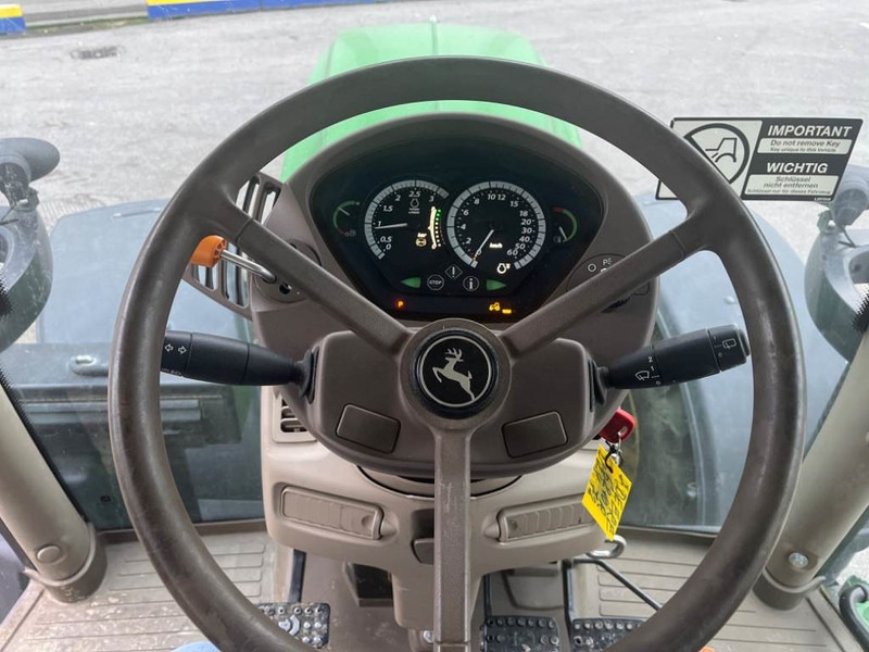 Tractor John Deere 6210 R AutoPower: foto 15 Tractor John Deere 6210 R AutoPower: foto 15