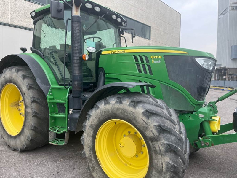 John Deere 6210 R AutoPower - Tractor: foto 3 John Deere 6210 R AutoPower - Tractor: foto 3