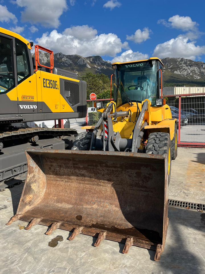 VOLVO L35B - Cargadora de ruedas: foto 2 VOLVO L35B - Cargadora de ruedas: foto 2