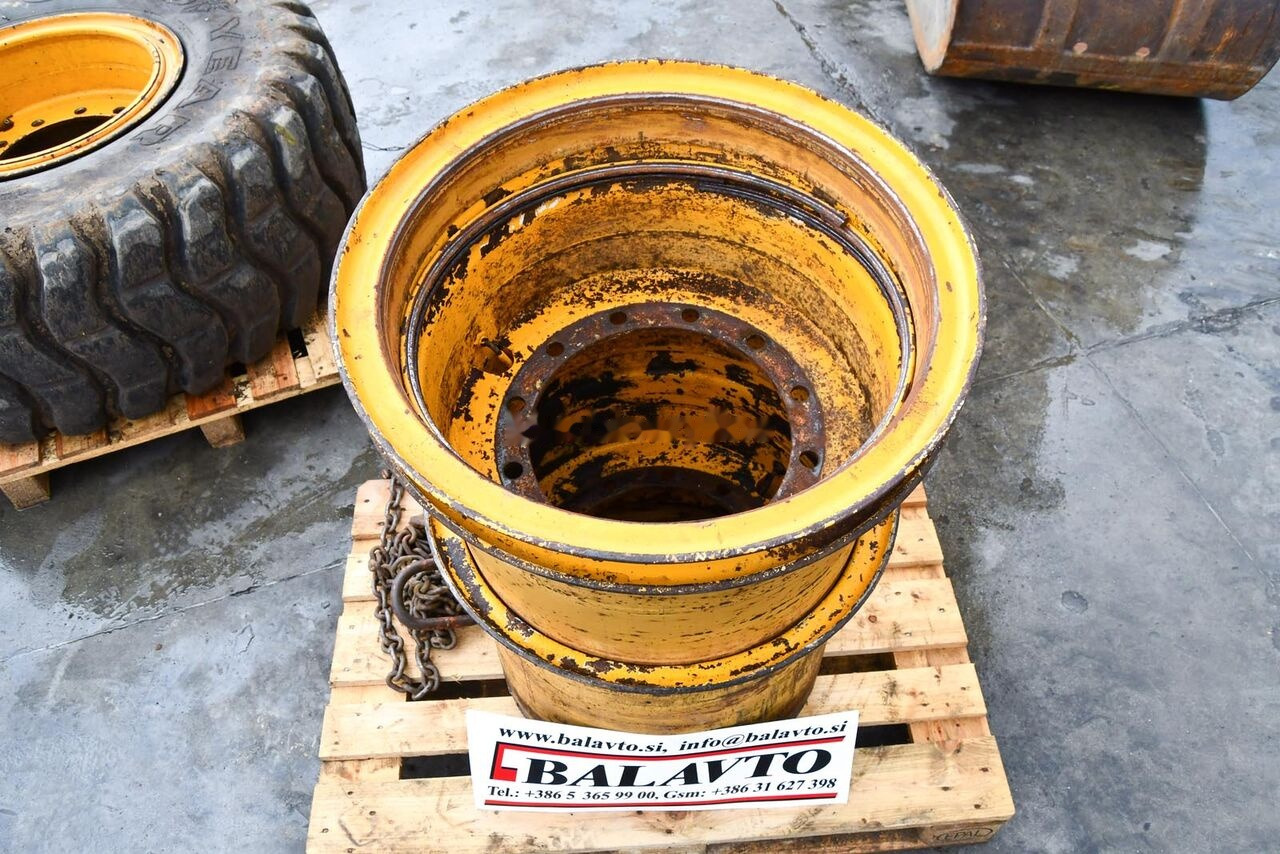 Volvo 4400, 6300, L90, L90B, L70 - Llanta: foto 1 Volvo 4400, 6300, L90, L90B, L70 - Llanta: foto 1