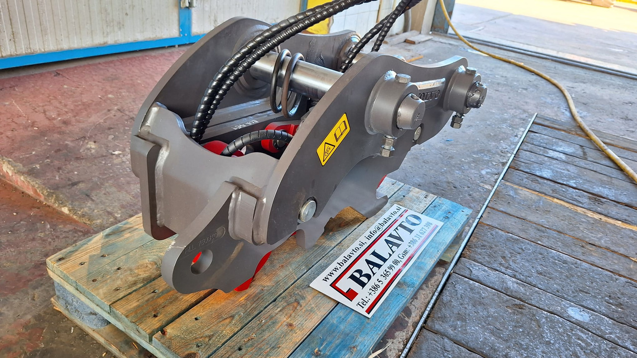 Volvo hydraulic quick coupler UNI65 - Acoplamiento rápido para Excavadora: foto 3 Volvo hydraulic quick coupler UNI65 - Acoplamiento rápido para Excavadora: foto 3