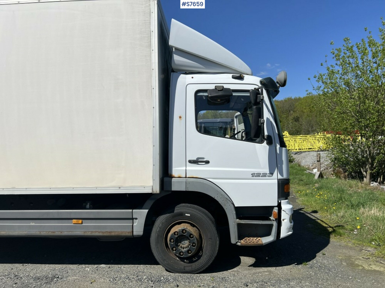 Camión caja cerrada Box Truck Mercedes Benz Atego 1223, See videos: foto 15