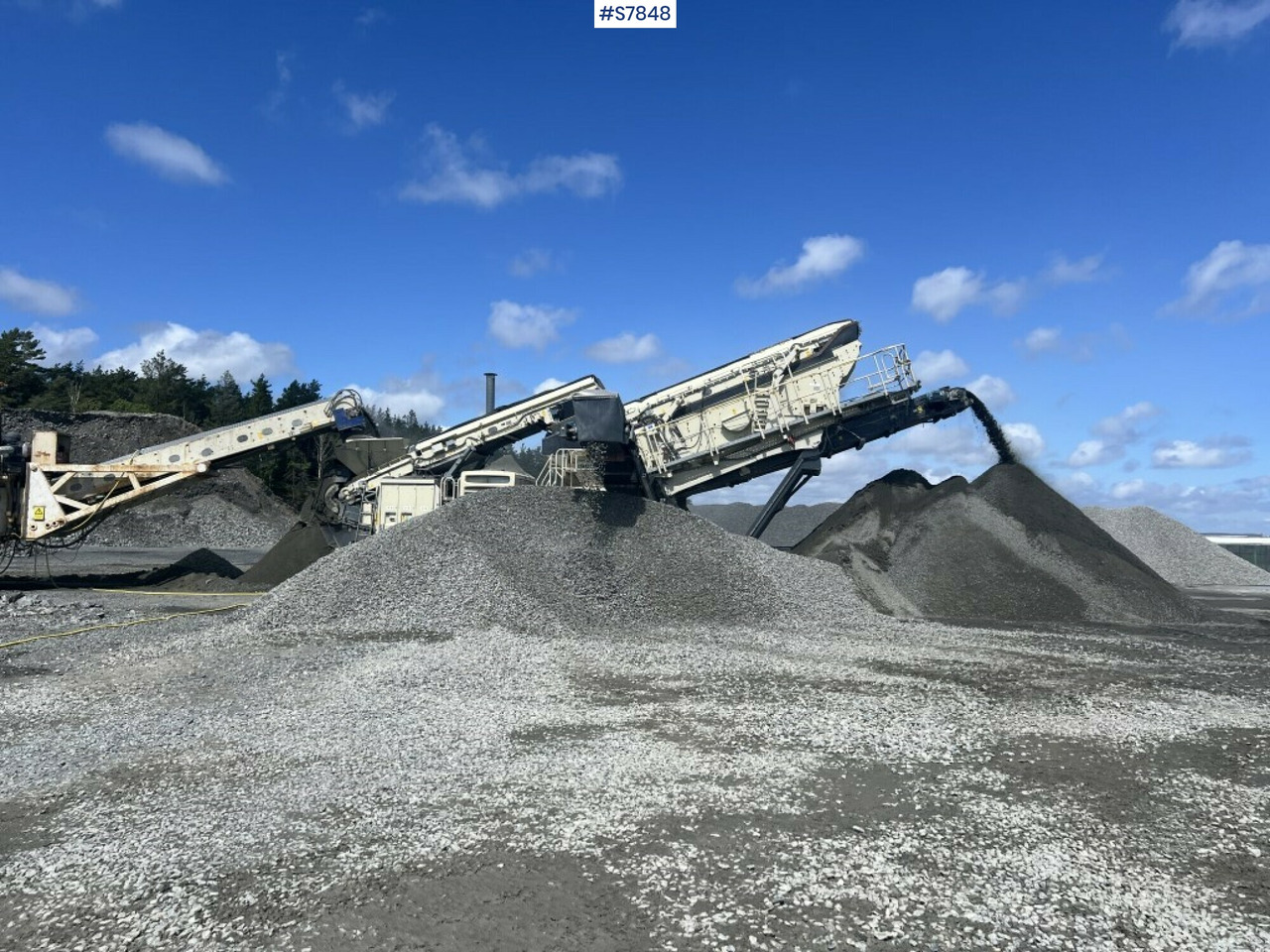 Crusher on tracks, Metso Lokotrack LT 330D (See video) - Machacadora: foto 5 Crusher on tracks, Metso Lokotrack LT 330D (See video) - Machacadora: foto 5