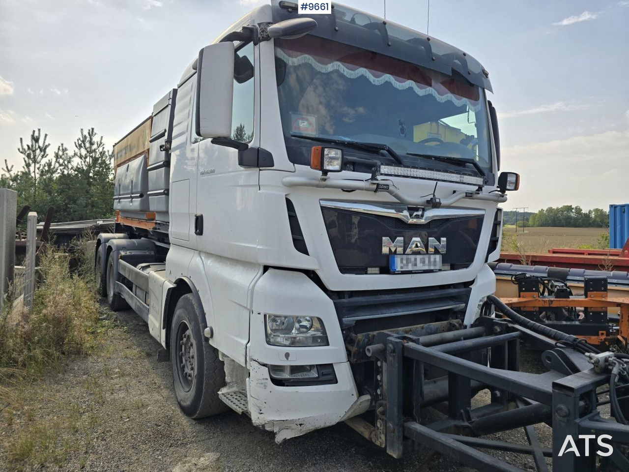Hooklift Truck  MAN TGX 25.500 - Camión multibasculante: foto 2 Hooklift Truck  MAN TGX 25.500 - Camión multibasculante: foto 2