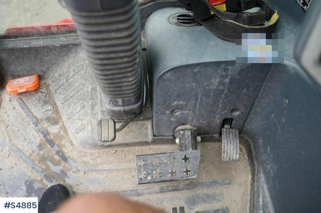 Manipulador telescópico Magni RTH 6,30 SH-M/C Around turning telescopic loader: foto 28