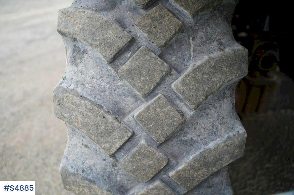 Manipulador telescópico Magni RTH 6,30 SH-M/C Around turning telescopic loader: foto 12