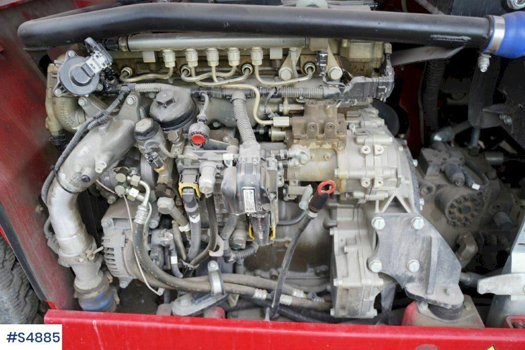 Manipulador telescópico Magni RTH 6,30 SH-M/C Around turning telescopic loader: foto 39