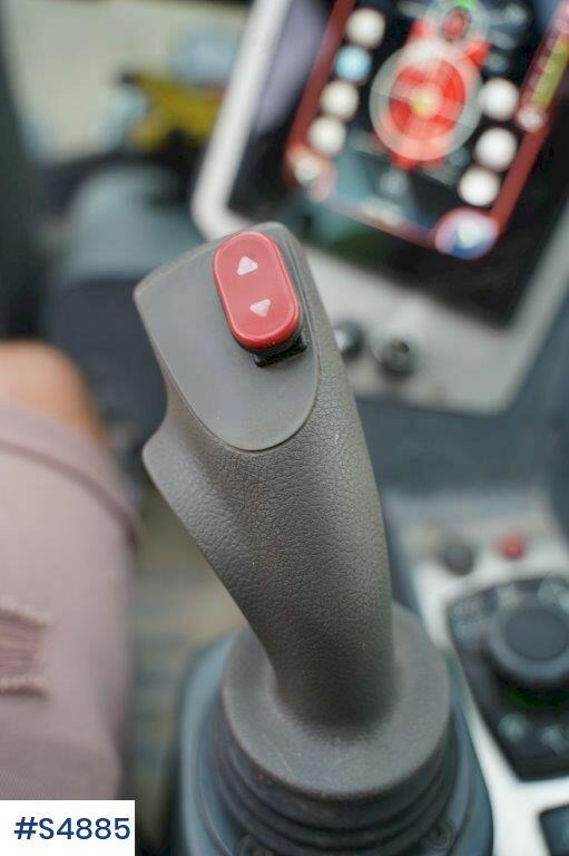 Manipulador telescópico Magni RTH 6,30 SH-M/C Around turning telescopic loader: foto 15