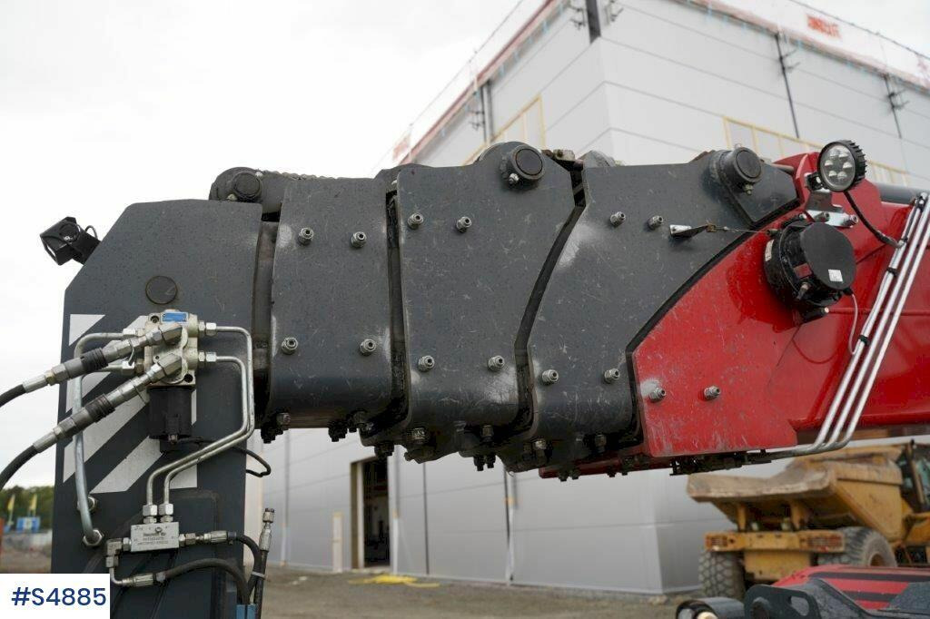 Manipulador telescópico Magni RTH 6,30 SH-M/C Around turning telescopic loader: foto 33