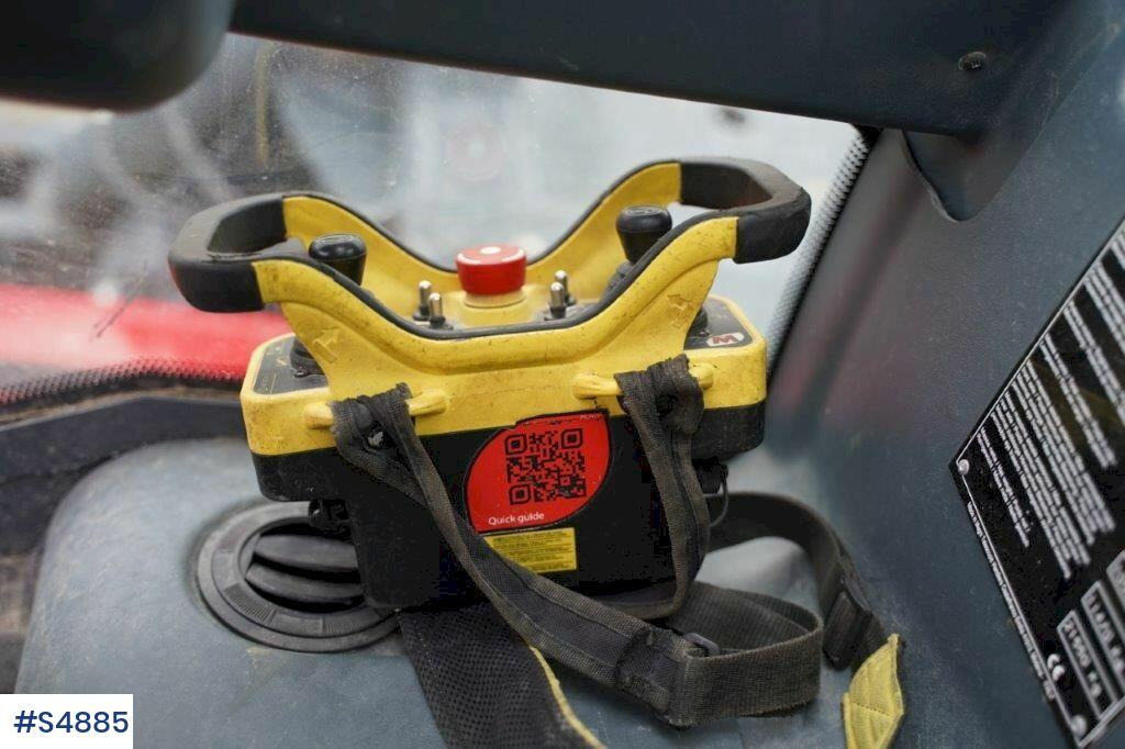 Manipulador telescópico Magni RTH 6,30 SH-M/C Around turning telescopic loader: foto 23