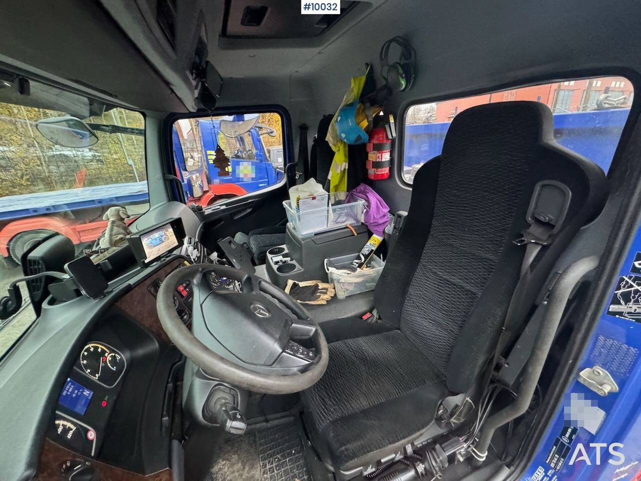 Camión multibasculante Mercedes Atego 1524 Hook Truck with AJK hook: foto 6 Camión multibasculante Mercedes Atego 1524 Hook Truck with AJK hook: foto 6