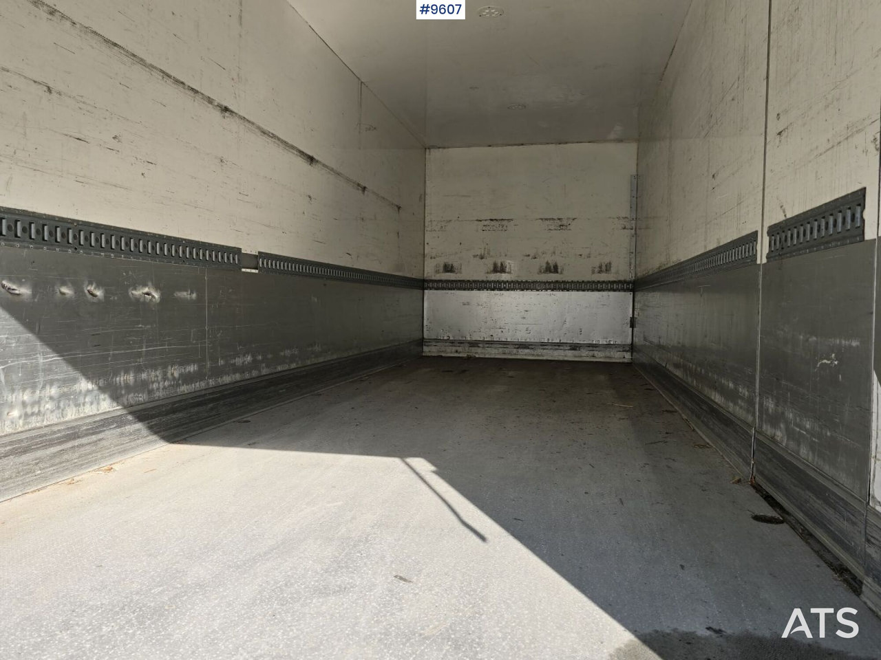 Scania P320 Skåpbil - Camión caja cerrada: foto 5 Scania P320 Skåpbil - Camión caja cerrada: foto 5