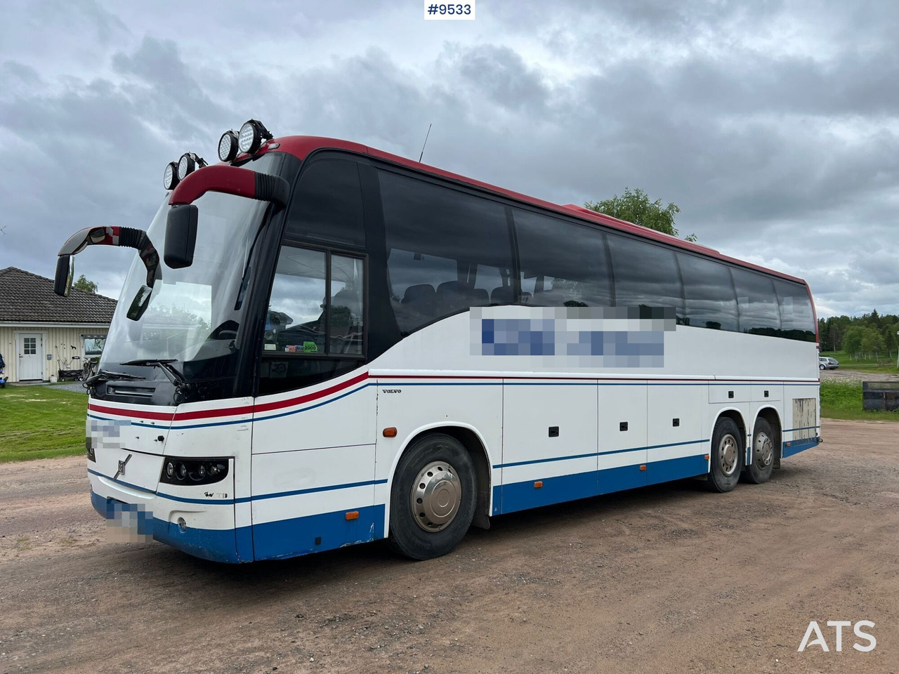VOLVO B12B 6X2 Passenger Bus - Autocar: foto 1 VOLVO B12B 6X2 Passenger Bus - Autocar: foto 1