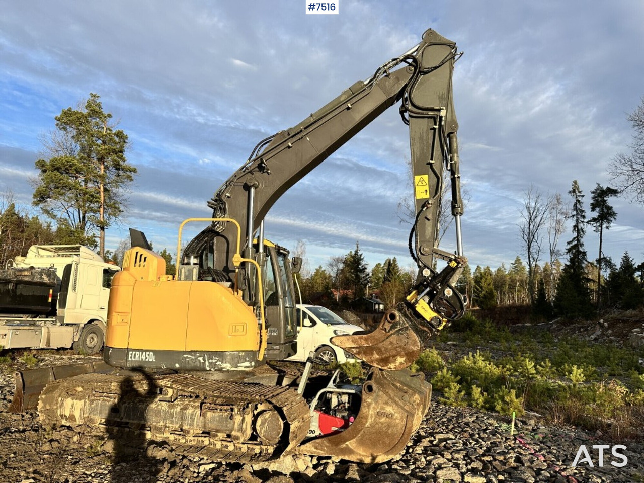 Volvo ECR145DL Crawler excavator with rotor and buckets - Excavadora de cadenas: foto 1 Volvo ECR145DL Crawler excavator with rotor and buckets - Excavadora de cadenas: foto 1