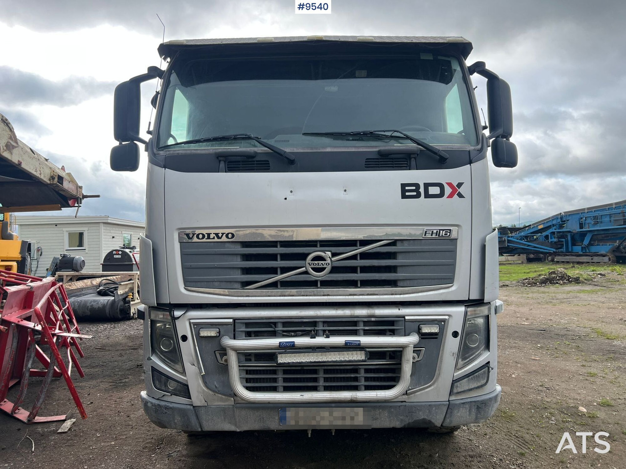 Camión volquete Volvo FH16 8*4 Tipper/Mining truck: foto 9 Camión volquete Volvo FH16 8*4 Tipper/Mining truck: foto 9