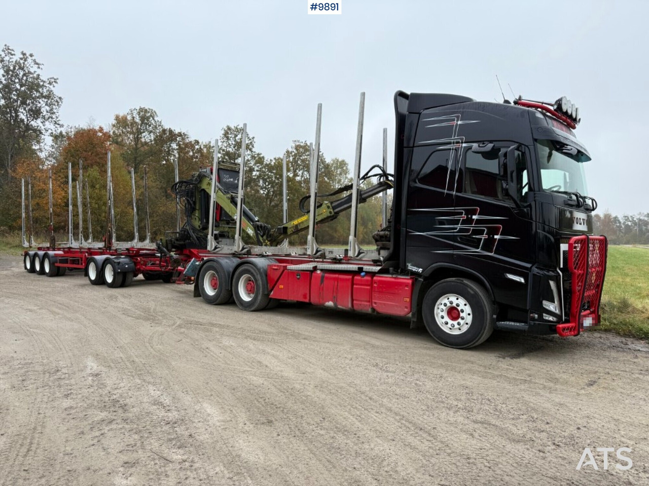 Volvo FH64 R Timber truck, trailer and crane - Camión forestal, Camión grúa: foto 1 Volvo FH64 R Timber truck, trailer and crane - Camión forestal, Camión grúa: foto 1
