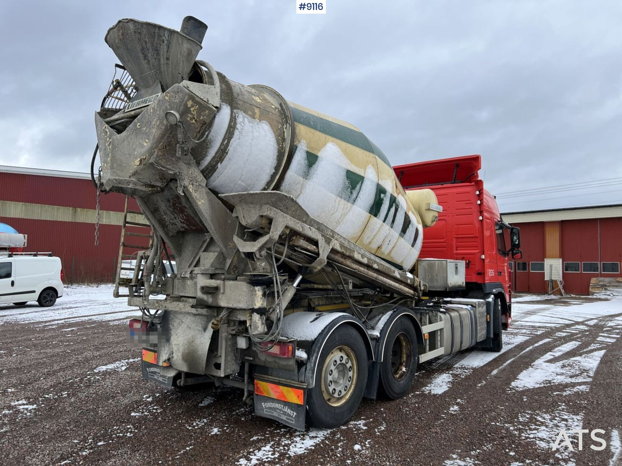 Volvo FM 6X2 Quick lock with concrete rotator (VIDEO) - Camión hormigonera: foto 5 Volvo FM 6X2 Quick lock with concrete rotator (VIDEO) - Camión hormigonera: foto 5