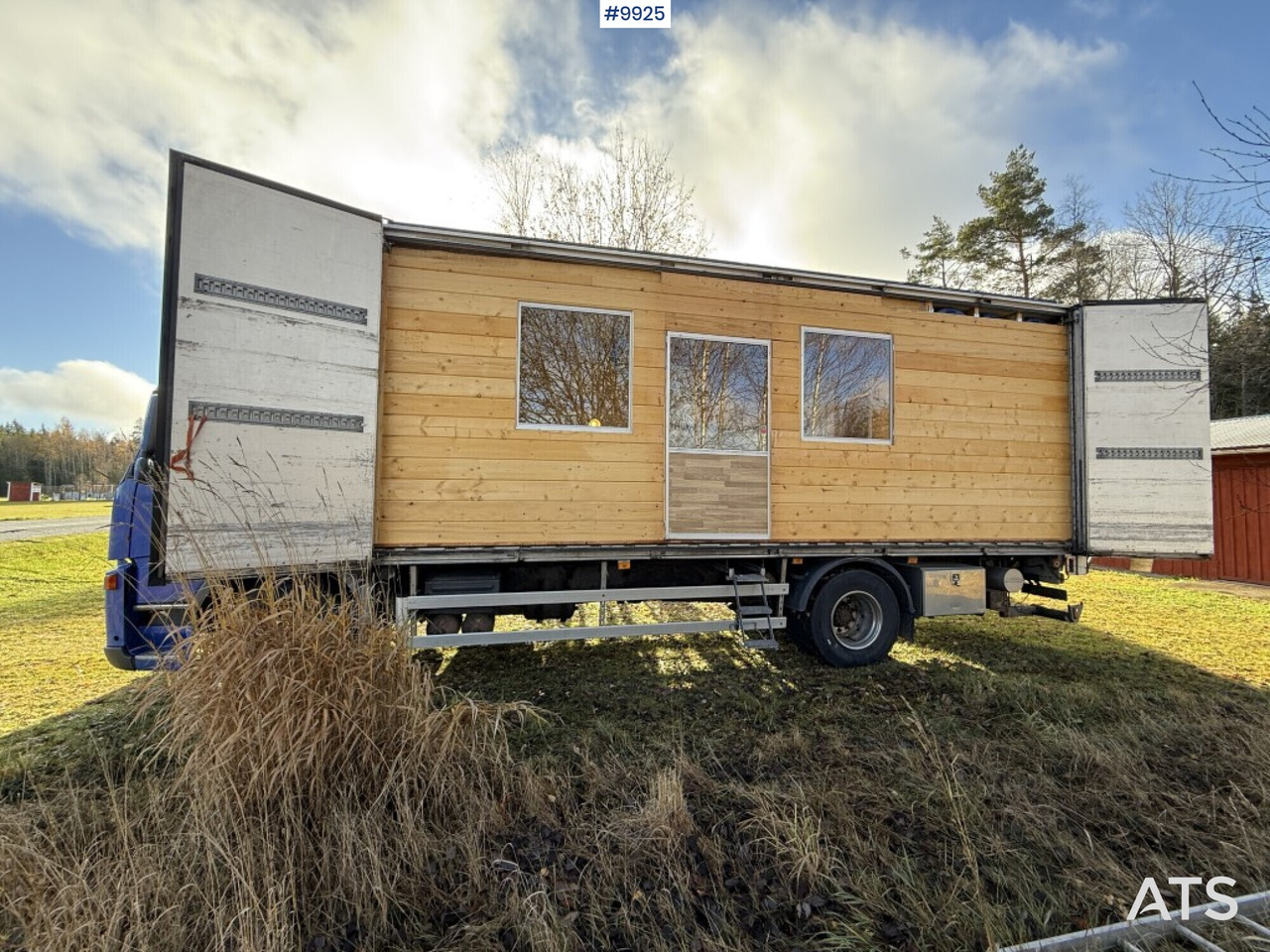 Volvo FM9 4X2 Recreational Vehicle (RV) - Camión caja cerrada, Autocaravana: foto 1 Volvo FM9 4X2 Recreational Vehicle (RV) - Camión caja cerrada, Autocaravana: foto 1