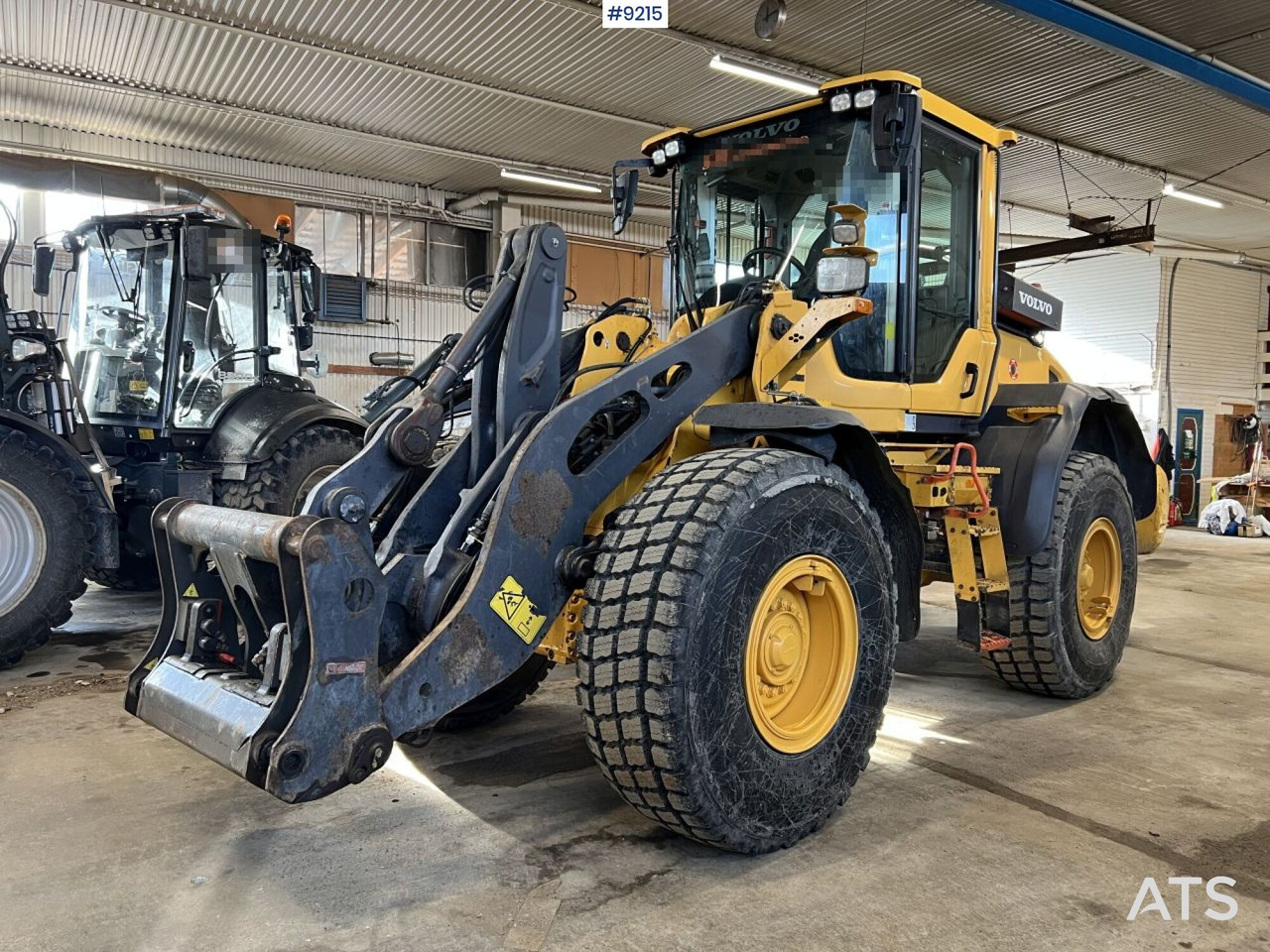 Volvo L 90 H Wheel loader (VIDEO) - Cargadora de ruedas: foto 3 Volvo L 90 H Wheel loader (VIDEO) - Cargadora de ruedas: foto 3