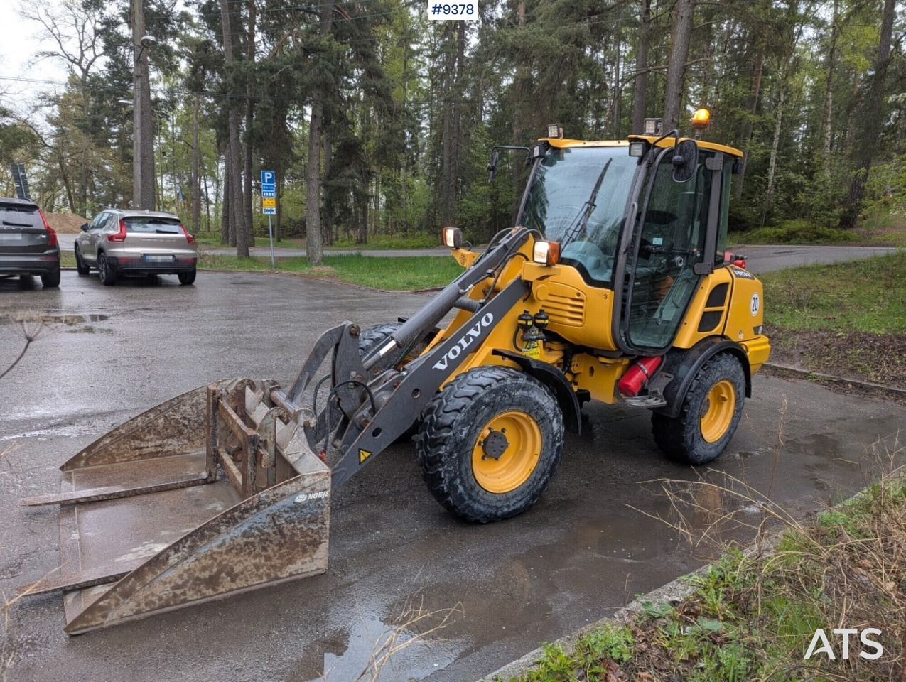 Wheel loader Volvo L25F with attachments (SEE VIDEO) - Cargadora de ruedas: foto 2 Wheel loader Volvo L25F with attachments (SEE VIDEO) - Cargadora de ruedas: foto 2