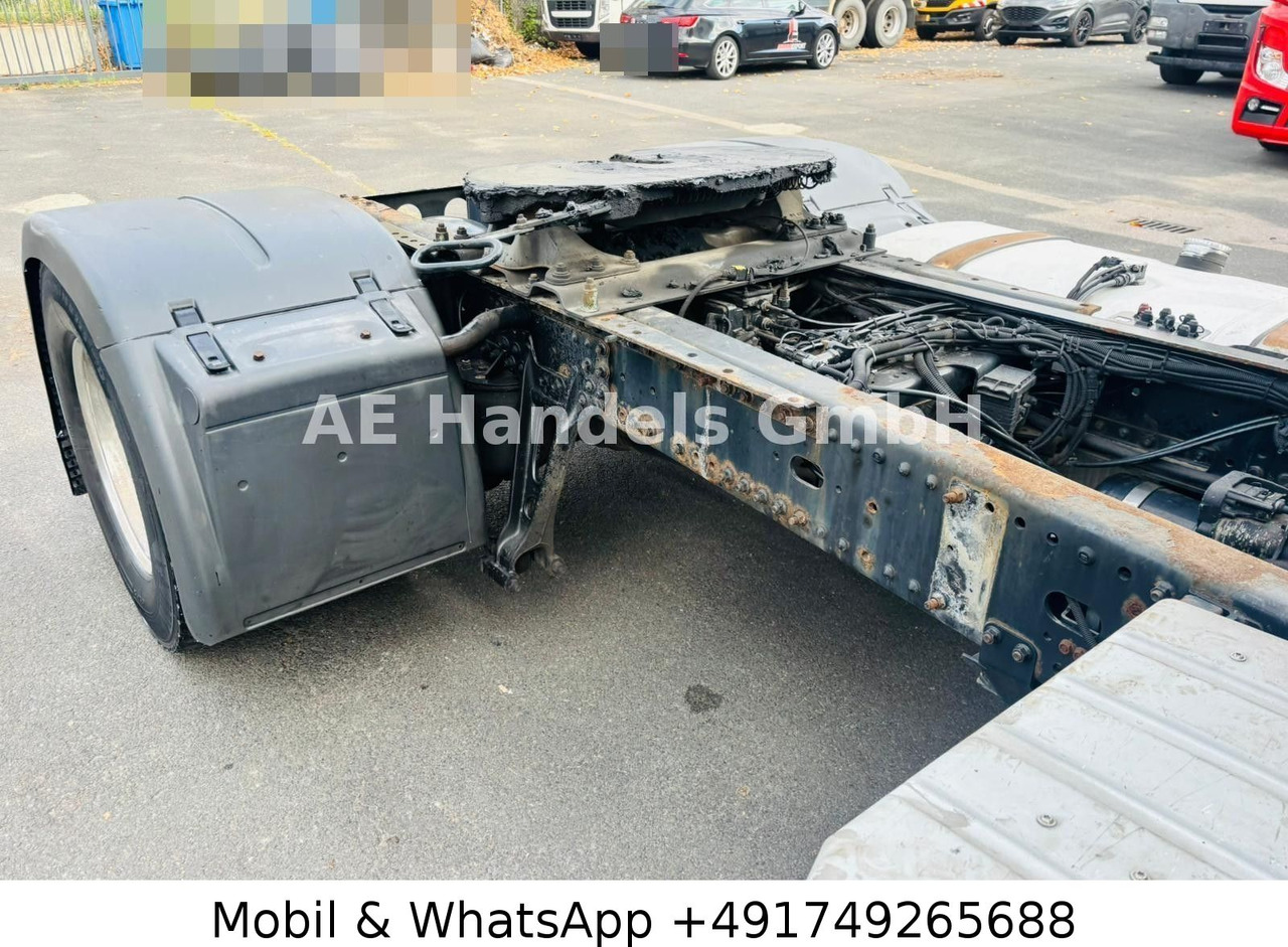 Cabeza tractora MAN TGX 18.440 XLX ADR BL *Retarder/ACC/Standklima: foto 9 Cabeza tractora MAN TGX 18.440 XLX ADR BL *Retarder/ACC/Standklima: foto 9