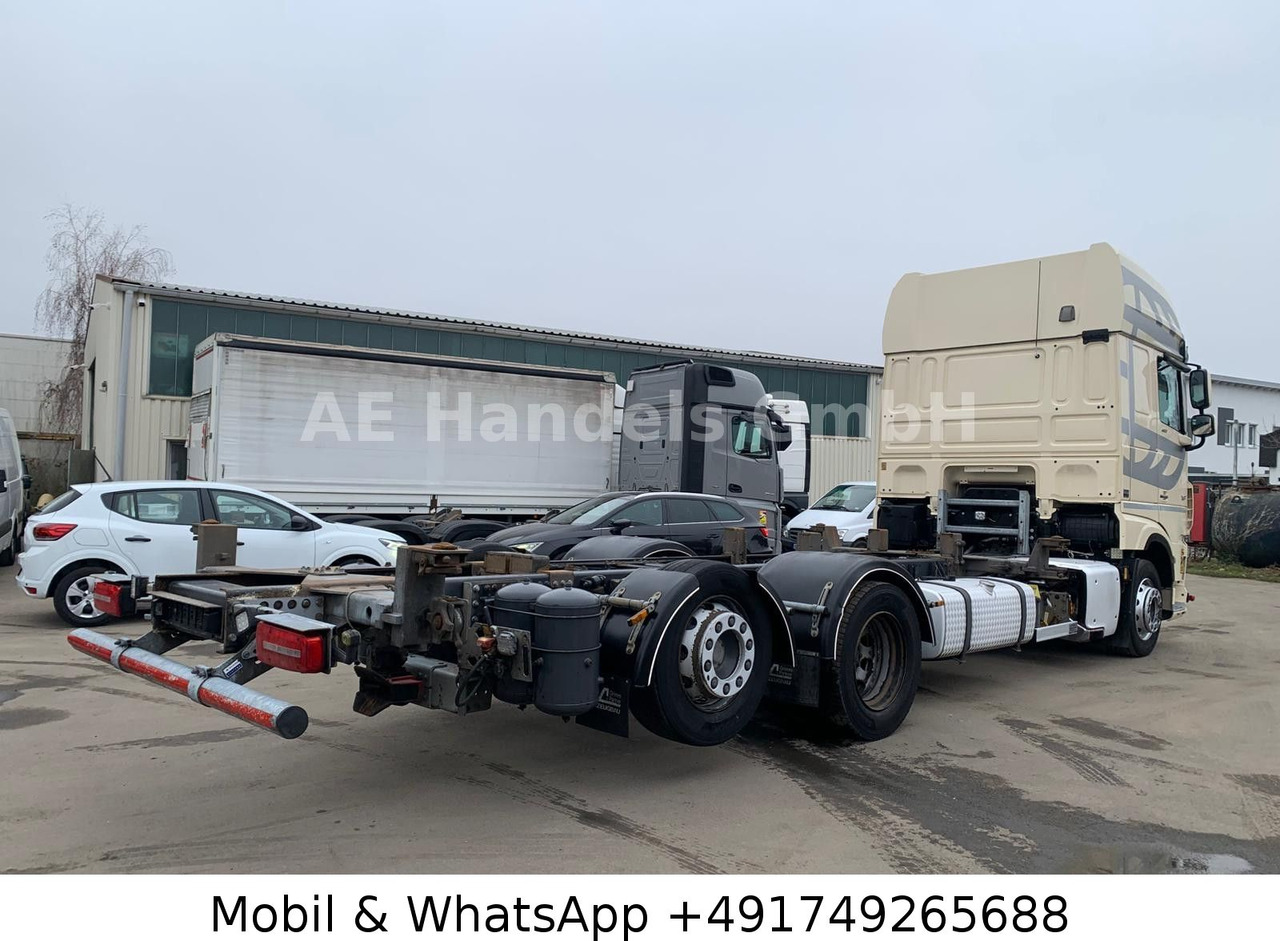DAF XF 480 SSC LL BDF *Retader/2xTank/ACC/Lift/AHK - Camión portacontenedore/ Intercambiable: foto 3 DAF XF 480 SSC LL BDF *Retader/2xTank/ACC/Lift/AHK - Camión portacontenedore/ Intercambiable: foto 3